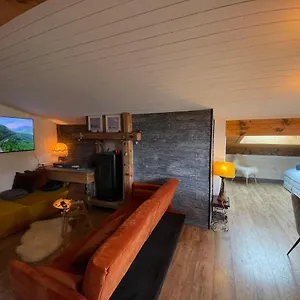 https://appartement-en-plein-centre-du-village.hotels-rhonealpes.com